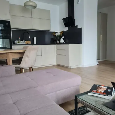 Airport Apartment