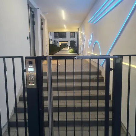 Apartment Airport